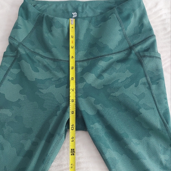 All in motion Green camo leggings - Picture 11 of 13